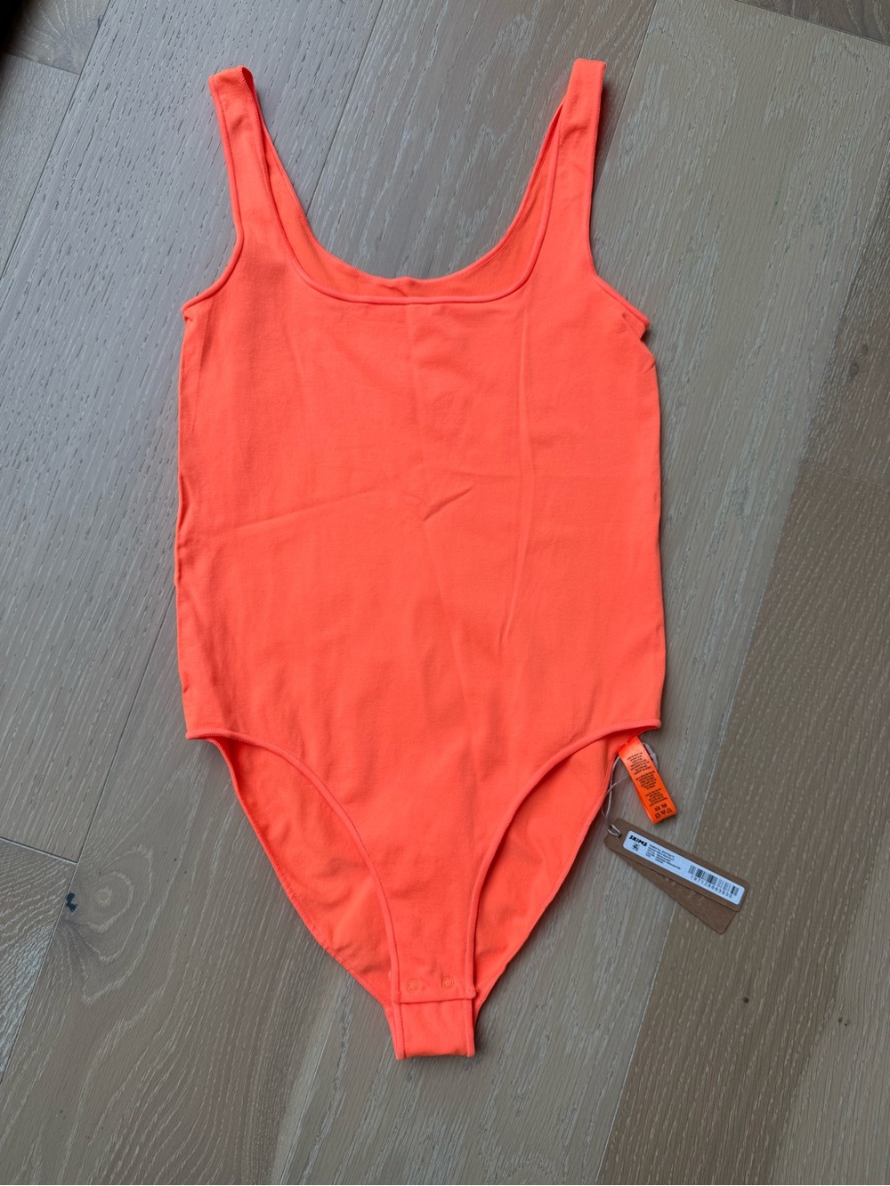 SKIMS NEW Scoop neck Bodysuit Neon Orange Highlighter